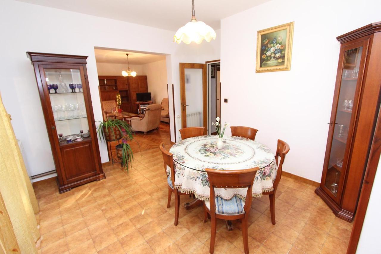 Apartment Clementina Вишнян Экстерьер фото