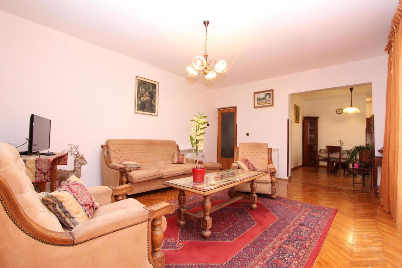Apartment Clementina Вишнян Экстерьер фото