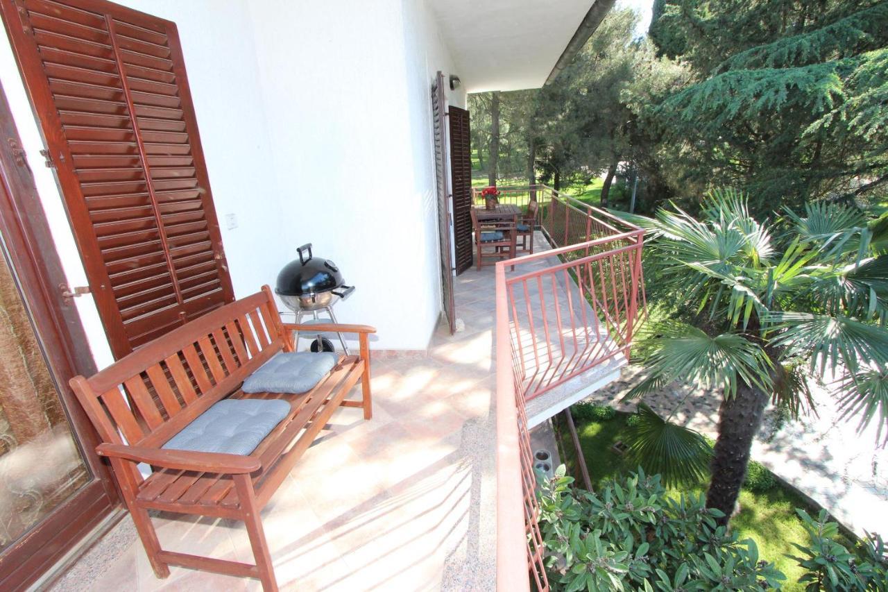 Apartment Clementina Вишнян Экстерьер фото