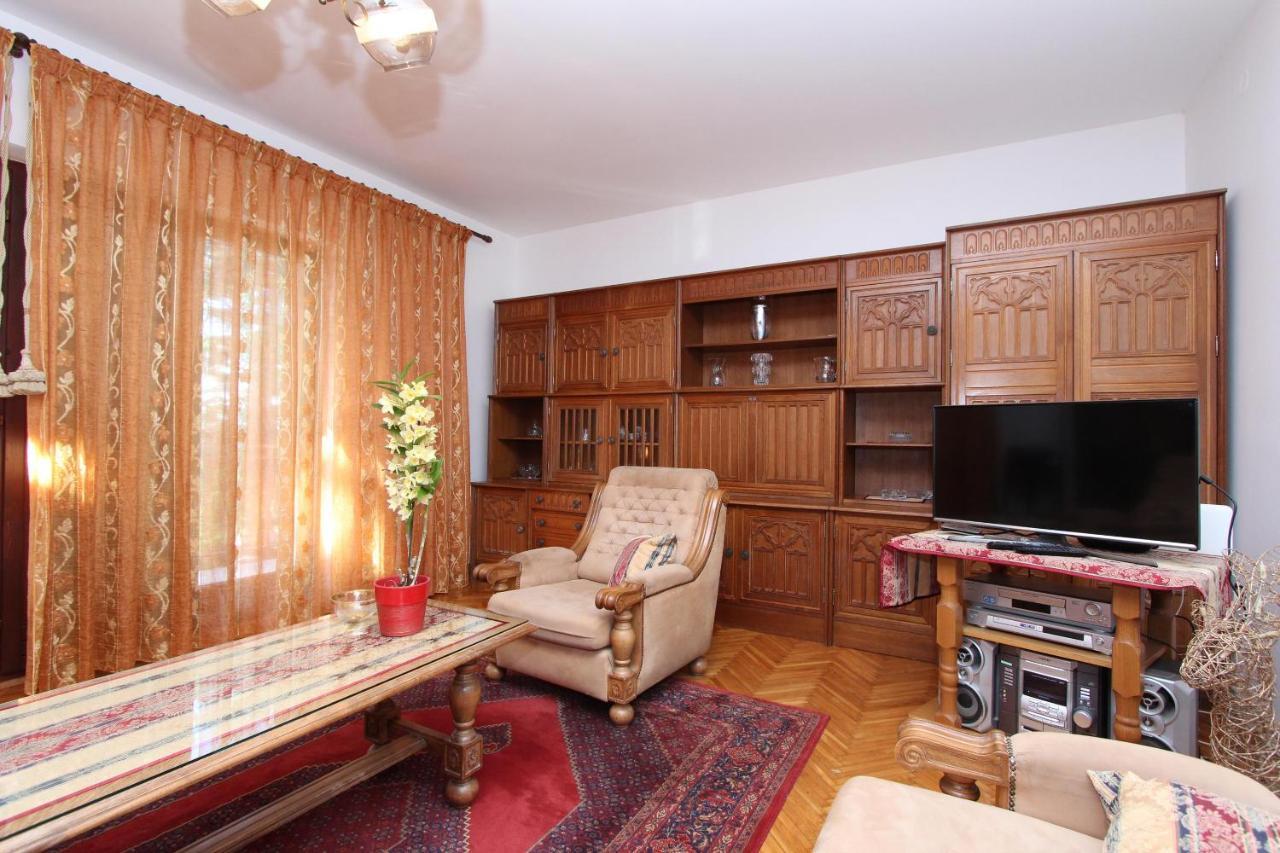 Apartment Clementina Вишнян Экстерьер фото