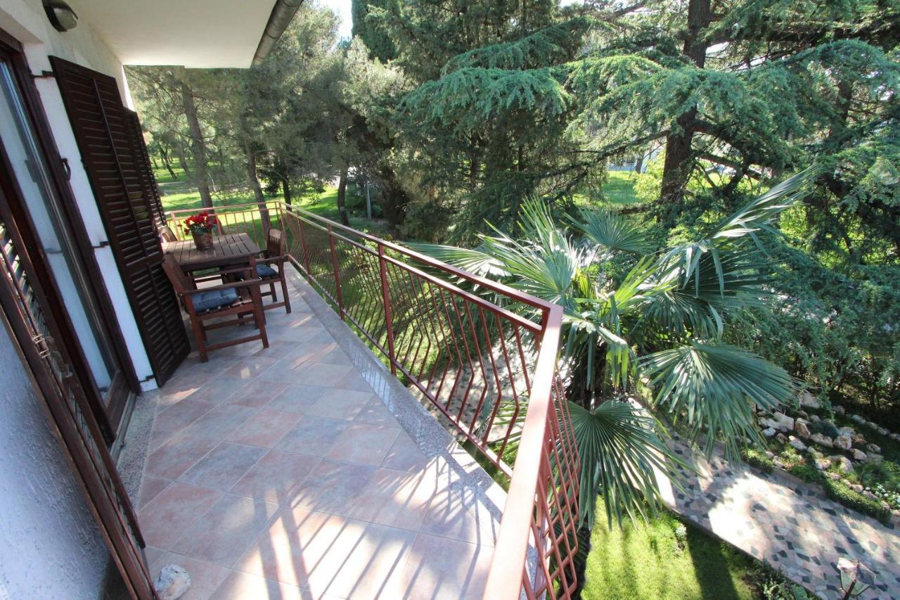 Apartment Clementina Вишнян Экстерьер фото